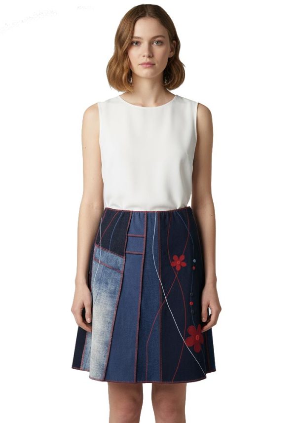 D krilo - modro z rdečo